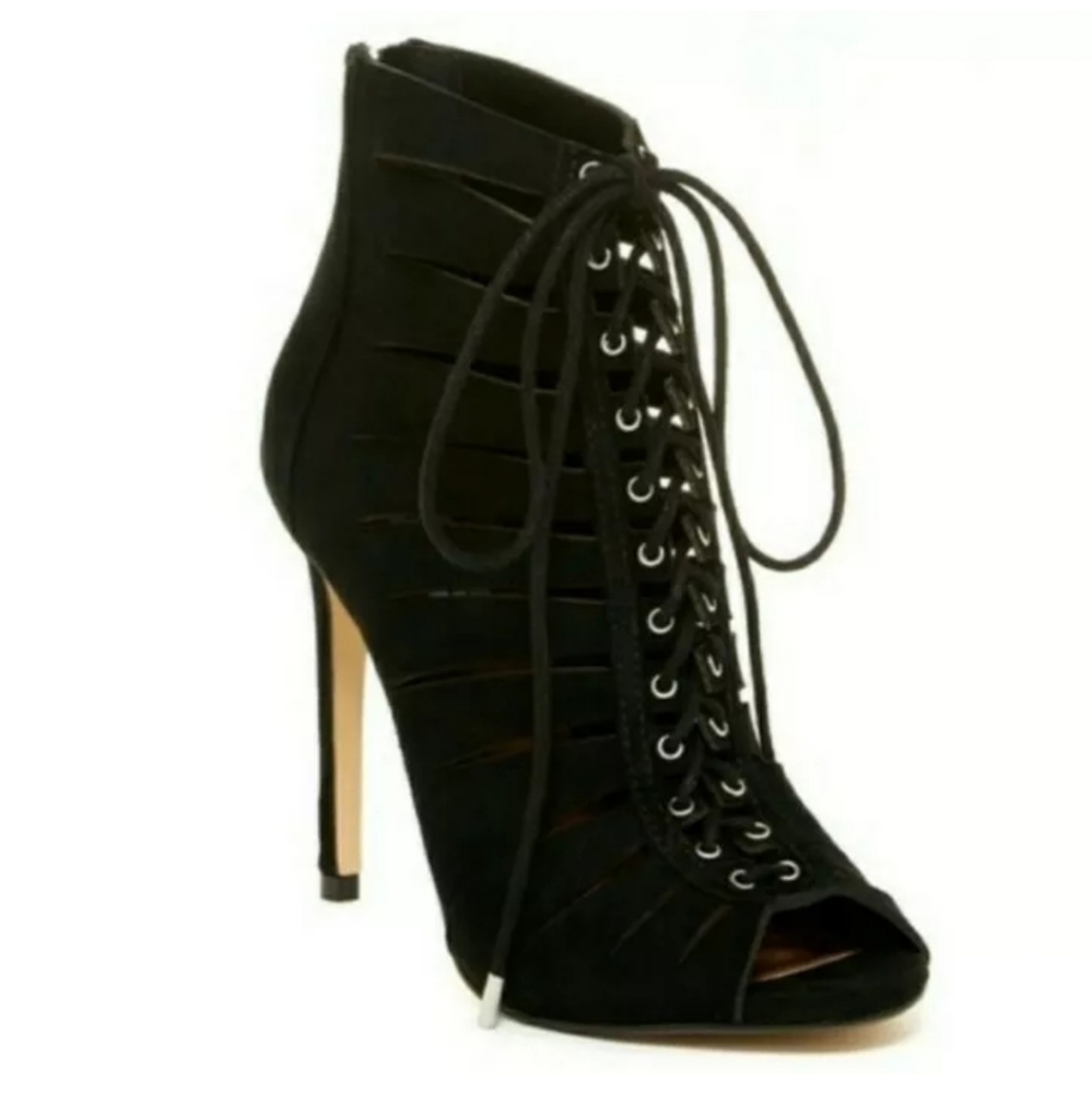STEVE MADDEN lace up ankle bootie black peep toe